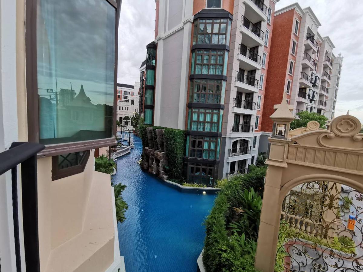 Espana Condo Resort Jomtien Beach Exteriör bild