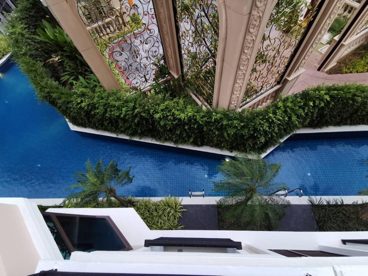 Espana Condo Resort Jomtien Beach Exteriör bild
