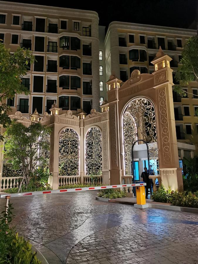 Espana Condo Resort Jomtien Beach Exteriör bild